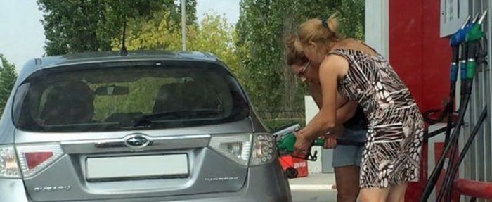 When  Girls Drive (30 pics)