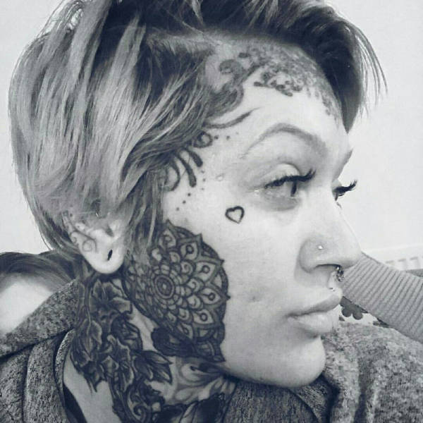 People Who Love Modifications (46 pics)