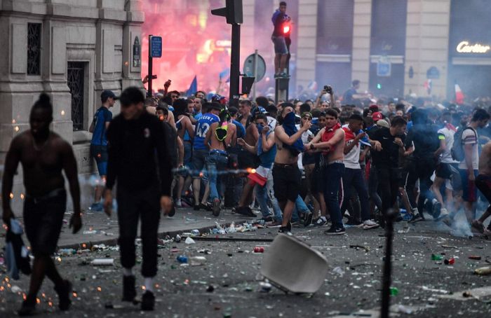 French Fans Start Riots After France Wins World Cup (25 pics)