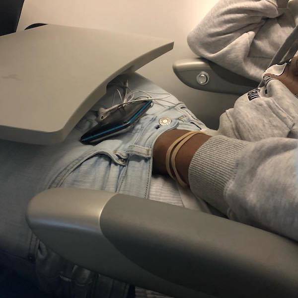 Mass Transit Is Where People Just Don’t Care (22 pics)