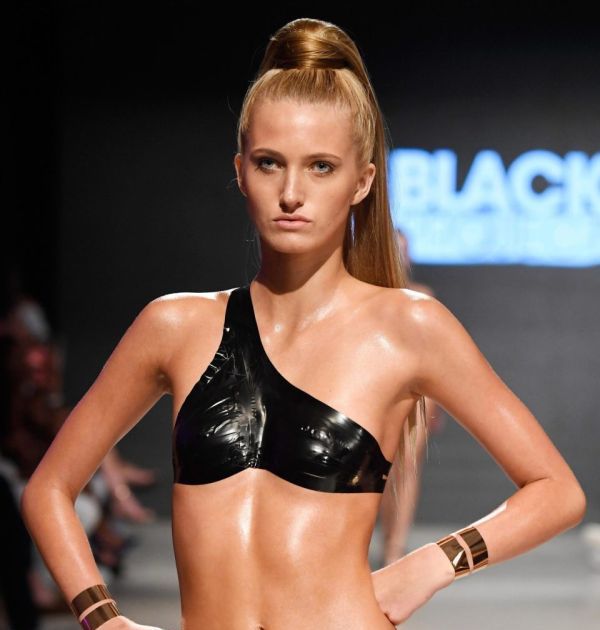 Duct-Tape Bikinis Is A New Hot Trend (9 pics)