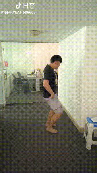 Acid Gifdump, July 18, 2018 (25 gifs)