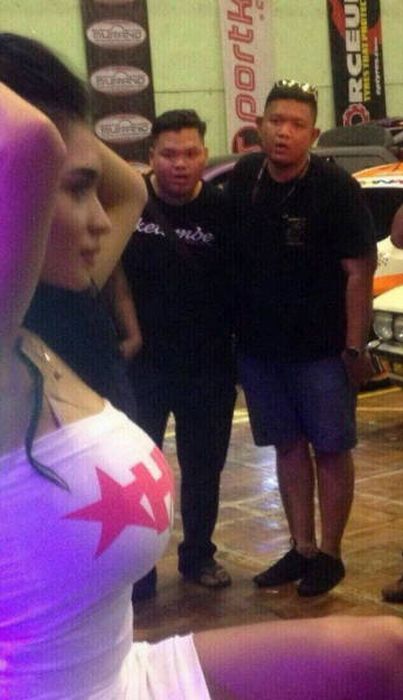 Welcome To Asia (44 pics)