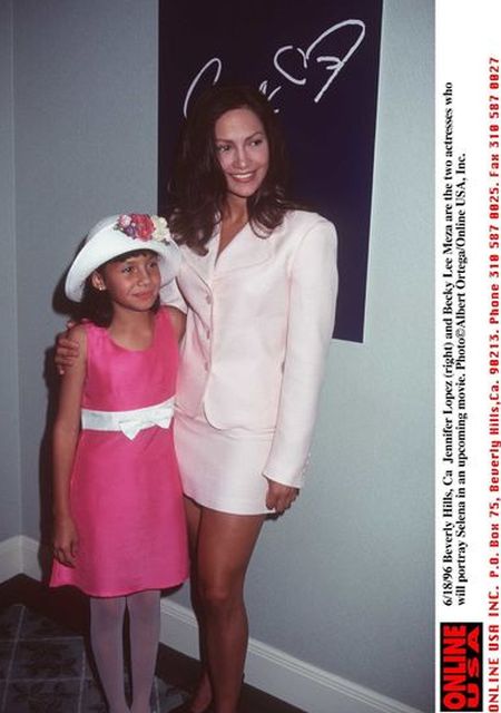 Jennifer Lopez (49) Then And Now (26 pics)