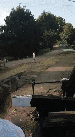 Acid Gifdump, July 26, 2018 (25 gifs)