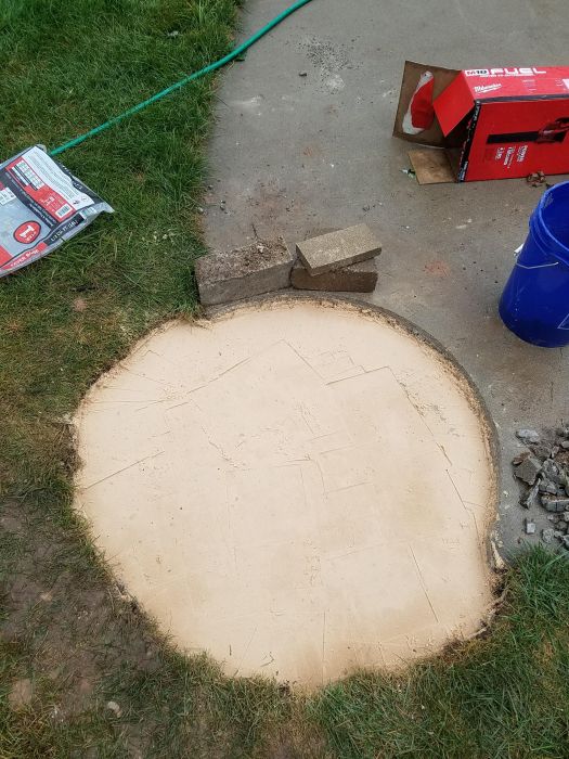 DIY Backyard Firepit (31 pics)