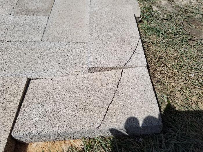 DIY Backyard Firepit (31 pics)