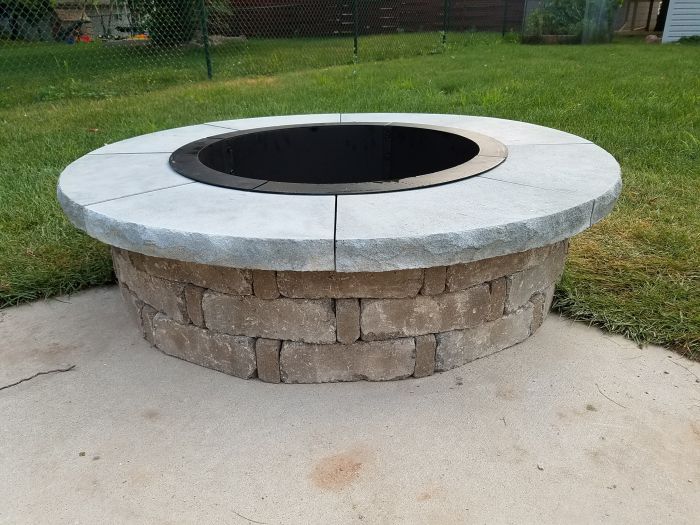 DIY Backyard Firepit (31 pics)
