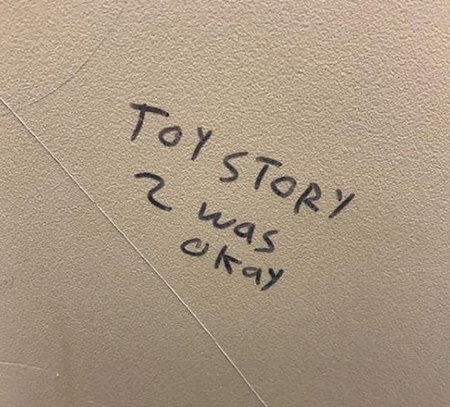 Funny Public Bathroom Graffiti (18 pics)