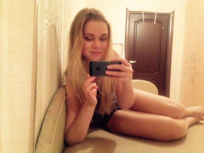 Russian Girls (31 pics)