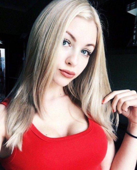 Russian Girls (31 pics)