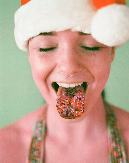 Licking Glitter Is A New Trend (19 pics)