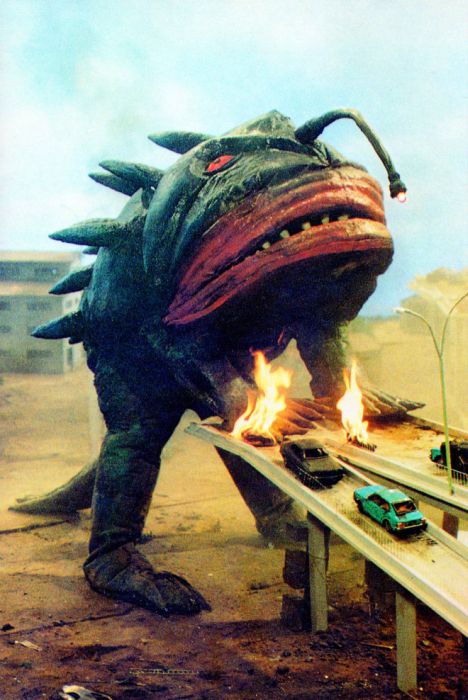 Vintage Japanese Movie Monsters (20 pics)