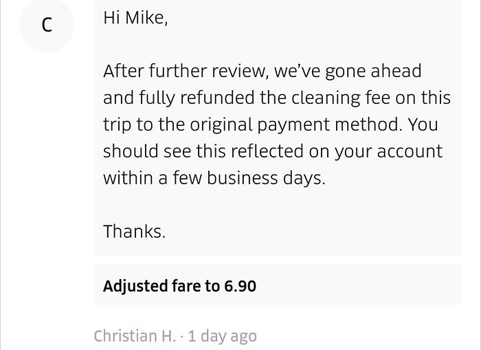 Uber Scams A Rider For $157 Cleaning Fee (29 pics)