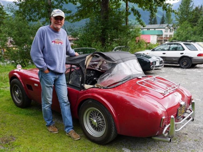 A Bear Attacked A Vintage Sports Car (3 pics)