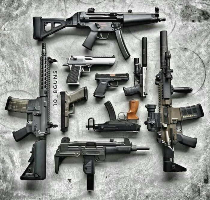 Weapons Collections (24 pics)