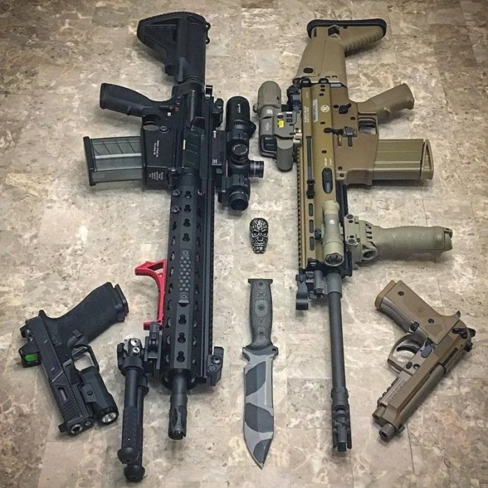 Weapons Collections (24 pics)