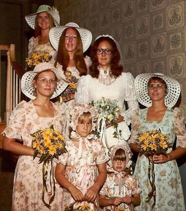 Vintage Bridesmaids Dresses (21 pics)