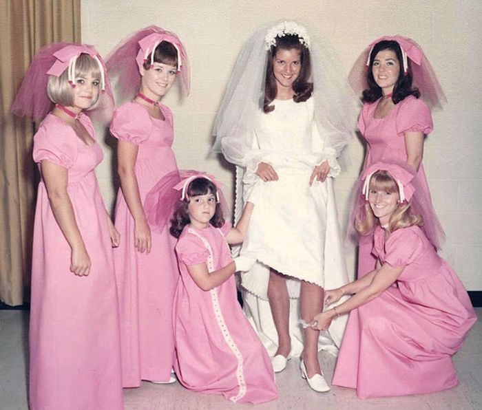 Vintage Bridesmaids Dresses (21 pics)