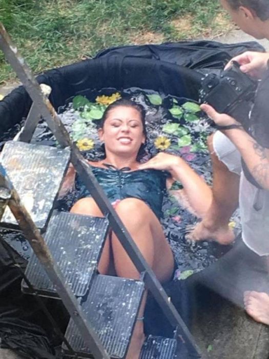 Let's See Where This Photo Was Really Made (7 pics)