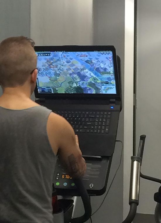 Strange Things At The Gym (20 pics)