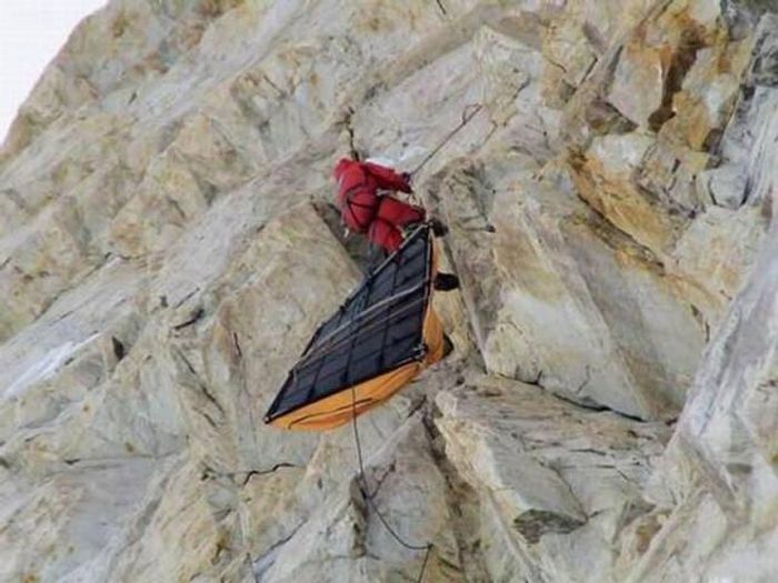 How Climbers Sleep (44 pics)