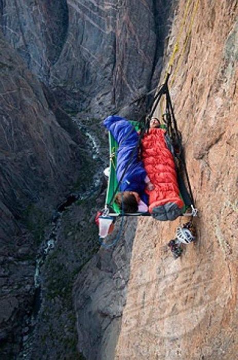 How Climbers Sleep (44 pics)