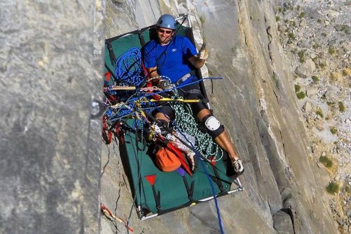 How Climbers Sleep (44 pics)