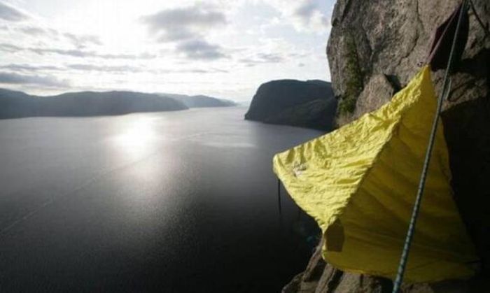 How Climbers Sleep (44 pics)