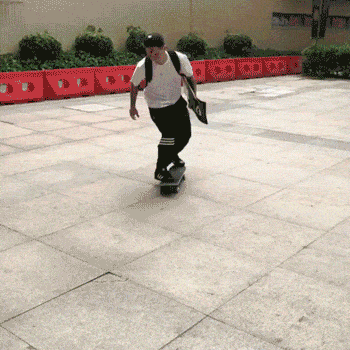 Acid Gifdump, August 08, 2018 (25 gifs)