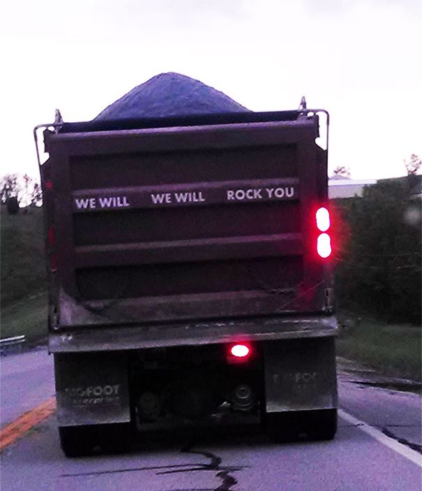 You Don't See It On The Road Very Often (30 pics)