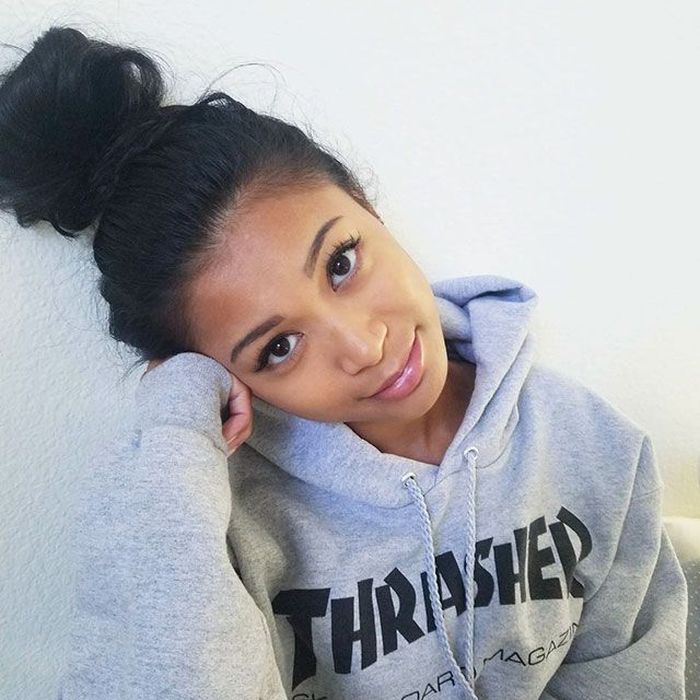Beautiful Asian Girls (24 pics)