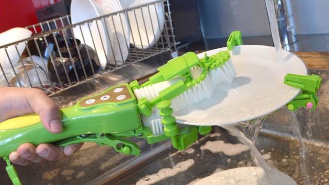 Motorized Handheld Dish Scrubber (4 pics)
