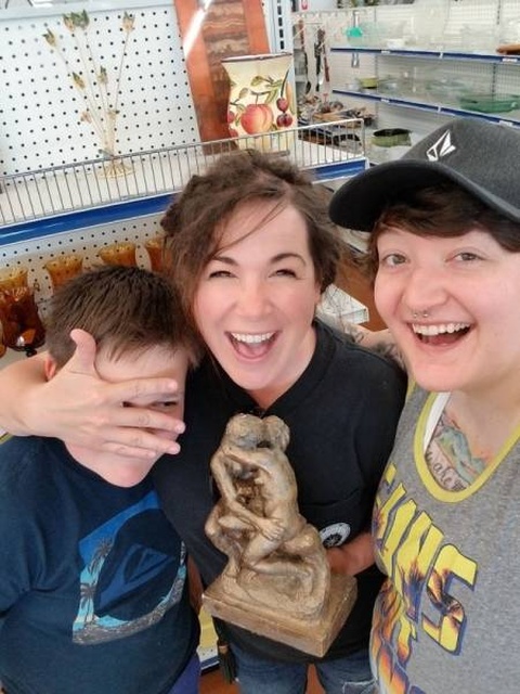 Things From Thrift Shops (60 pics)