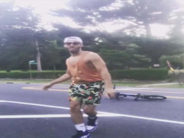 Dumbass Can't Believe His Bike Got Run Over