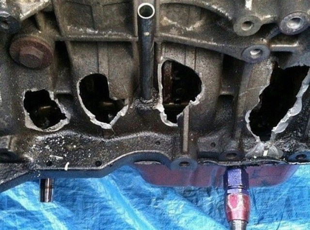 Car Service Horror Show (24 pics)