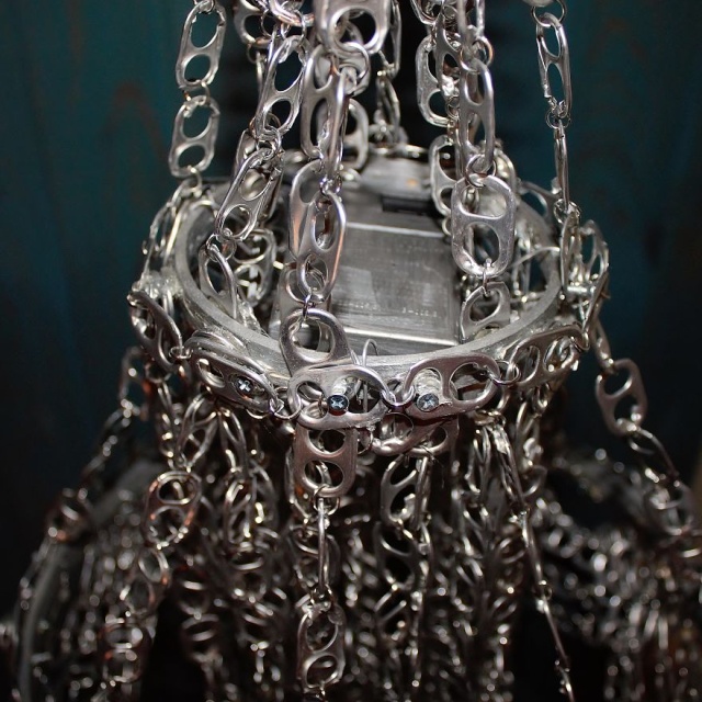 A Chandelier From Soda Can Tabs (10 pics)