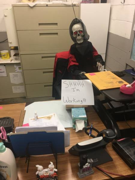 Work LOLs And Fails (30 pics)