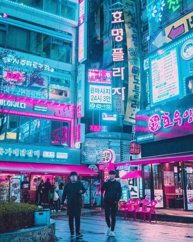 Cyberpunk In Asia (26 pics)