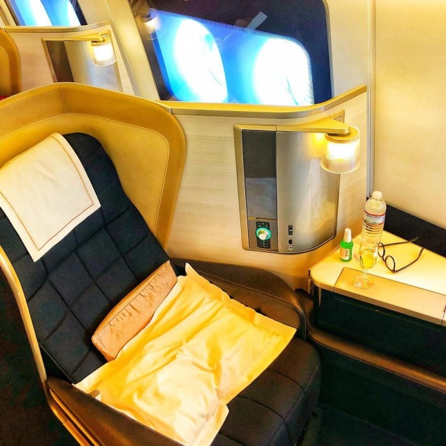 First Class In Different Airlines (38 pics)