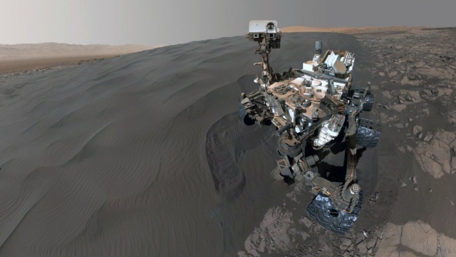 This Is What Mars Surface Looks Like (16 pics)
