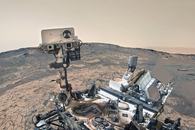 This Is What Mars Surface Looks Like (16 pics)