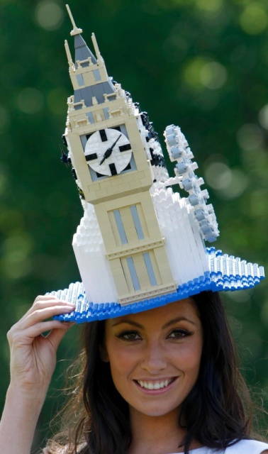 The Craziest Hats Of The Royal Ascot (22 pics)