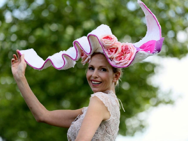 The Craziest Hats Of The Royal Ascot (22 pics)