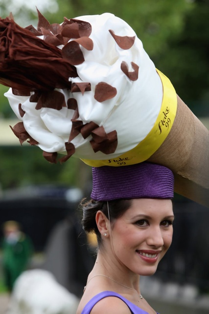 The Craziest Hats Of The Royal Ascot (22 pics)