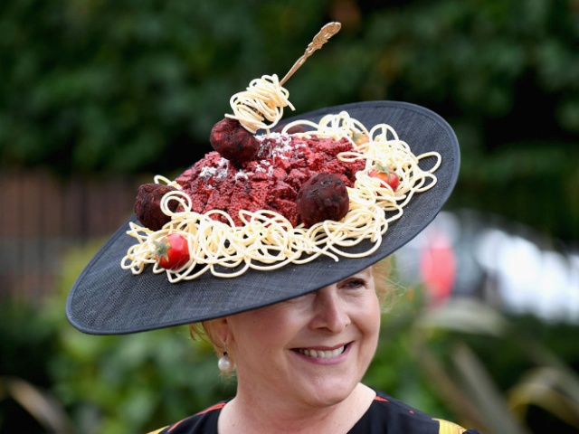 The Craziest Hats Of The Royal Ascot (22 pics)