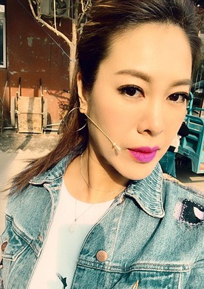 This Fitness Fanatic Looks Great At 47 (9 pics)