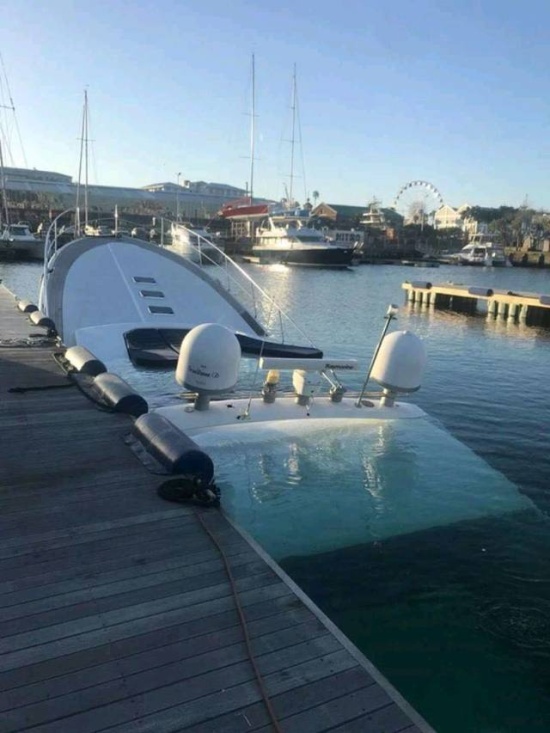 Bad Days Happen (33 pics)