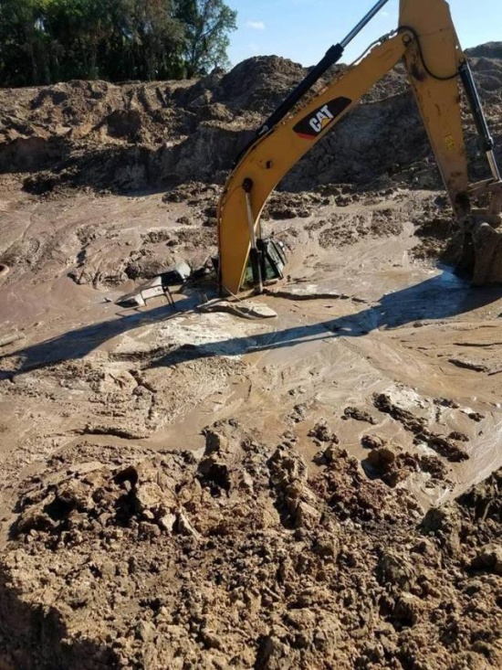 Bad Days Happen (33 pics)