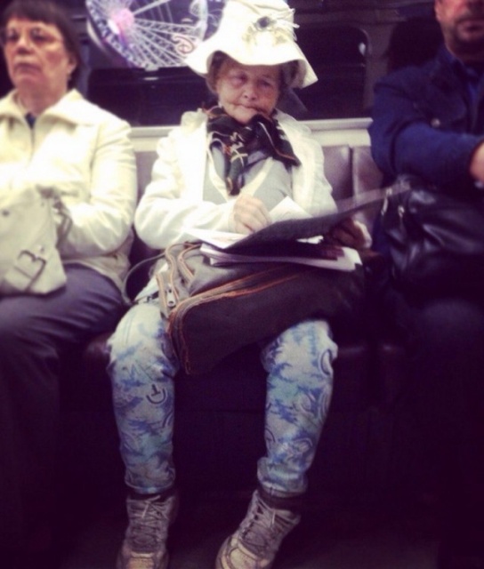 People On The Subway (29 pics)